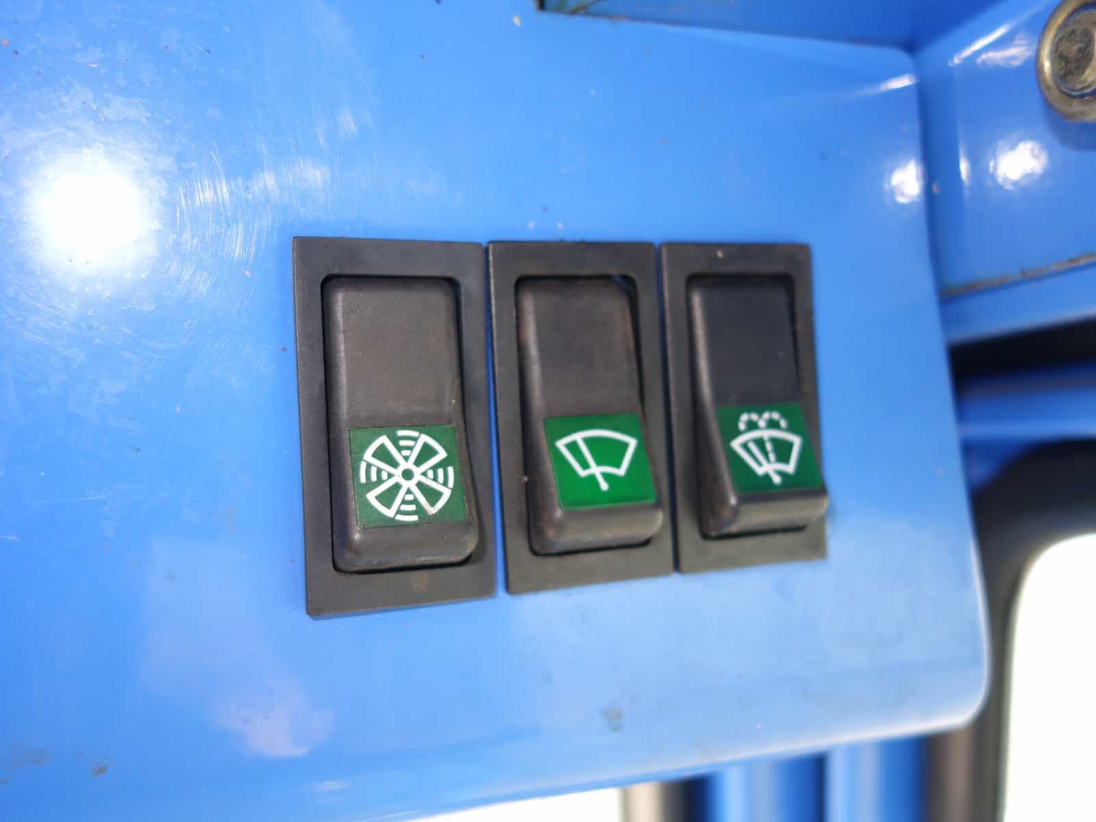 Iseki 325 4wd HST - Afbeelding 16