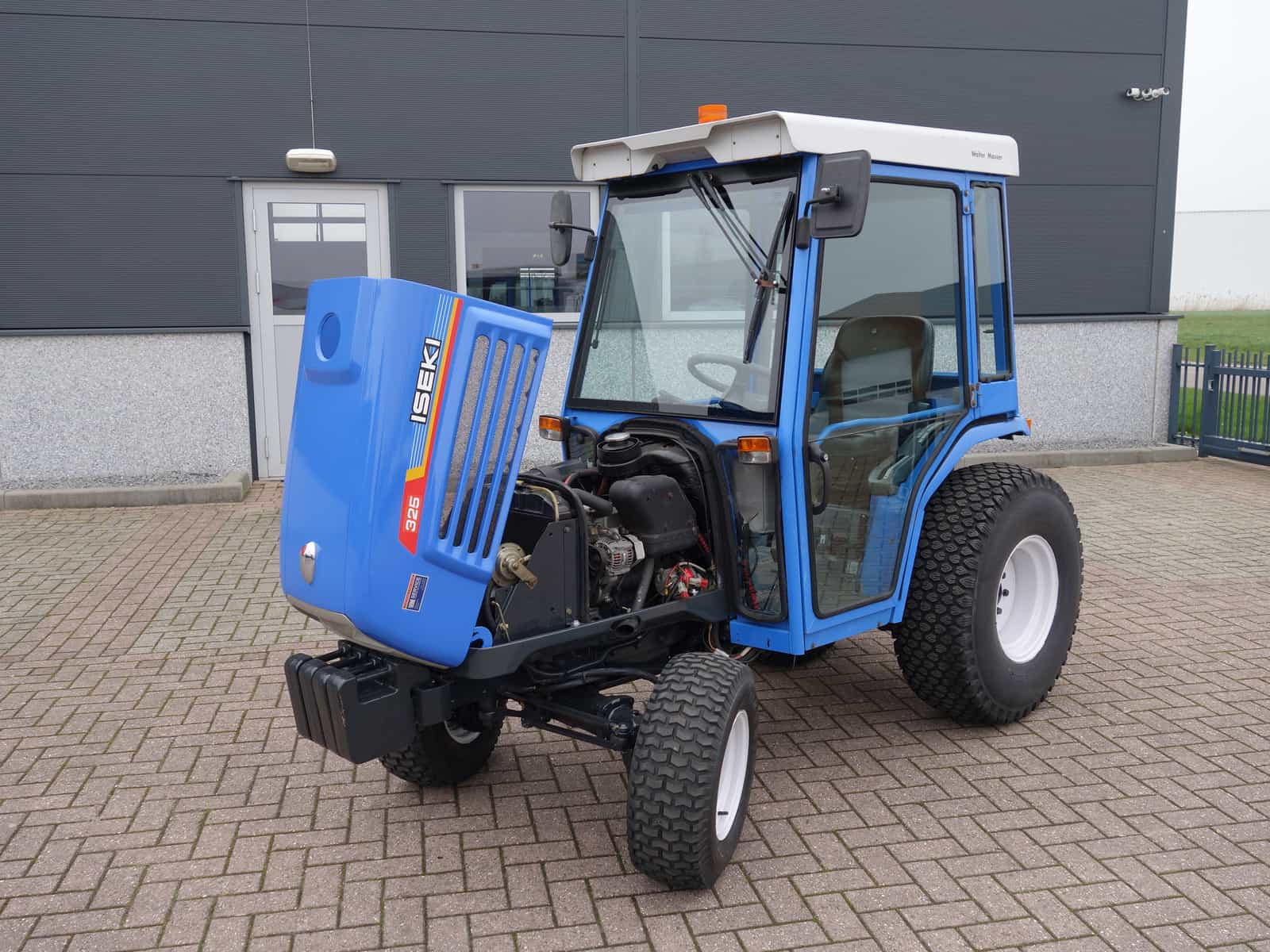 Iseki 325 4wd HST - Afbeelding 26
