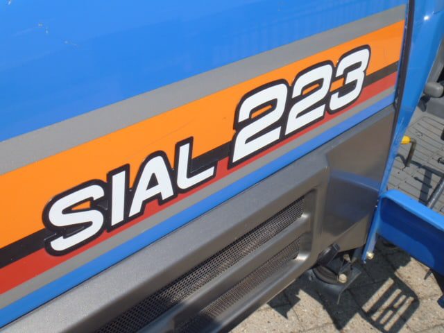 Iseki Sial 223 4wd - Afbeelding 4
