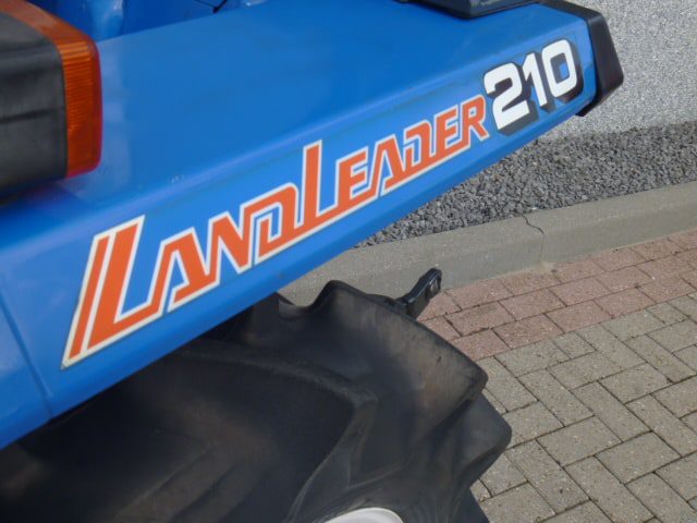 Iseki TA210 4wd - Afbeelding 9