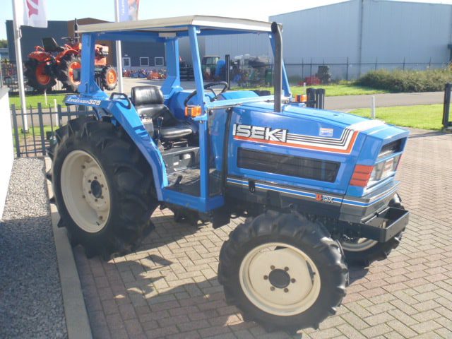 Iseki TA325 4wd - Afbeelding 2