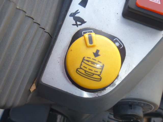 Iseki TH4330 4wd HST - Afbeelding 14