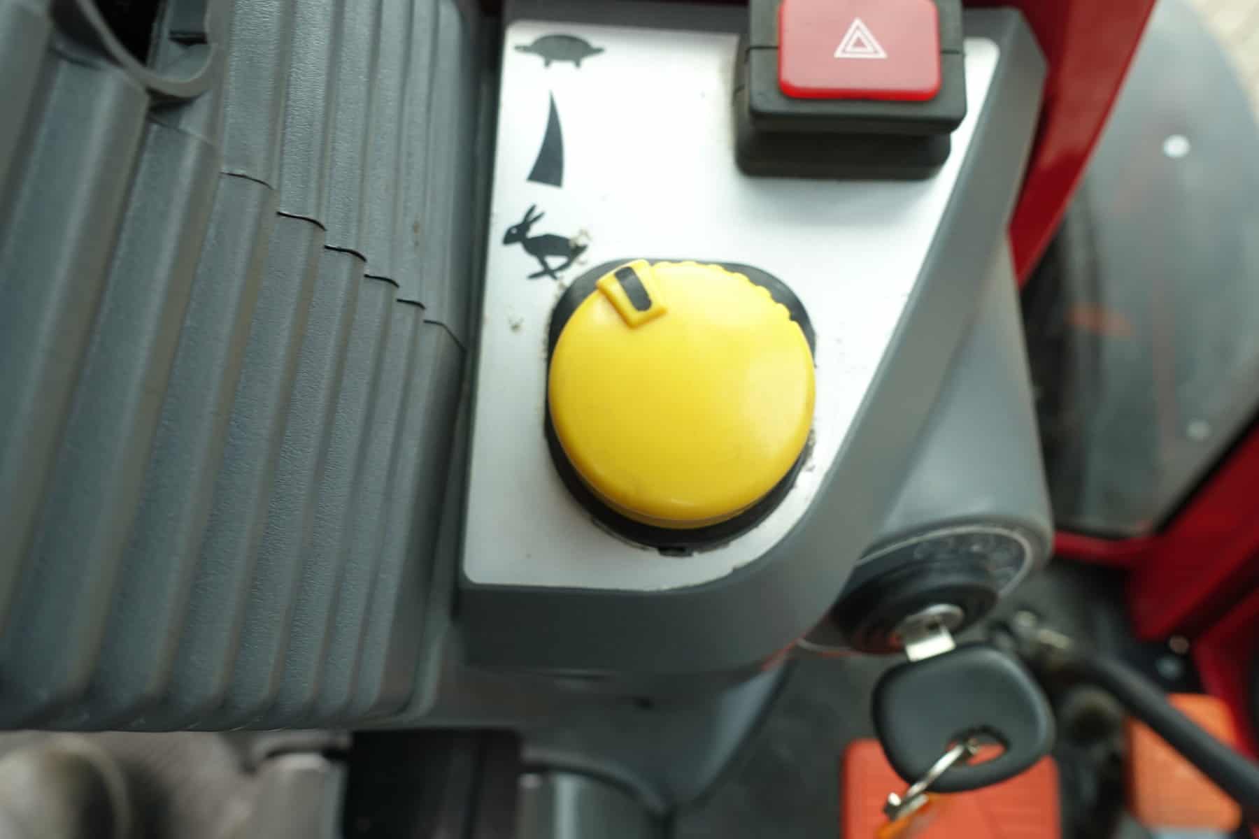 Iseki TH4330 4wd HST - Afbeelding 17