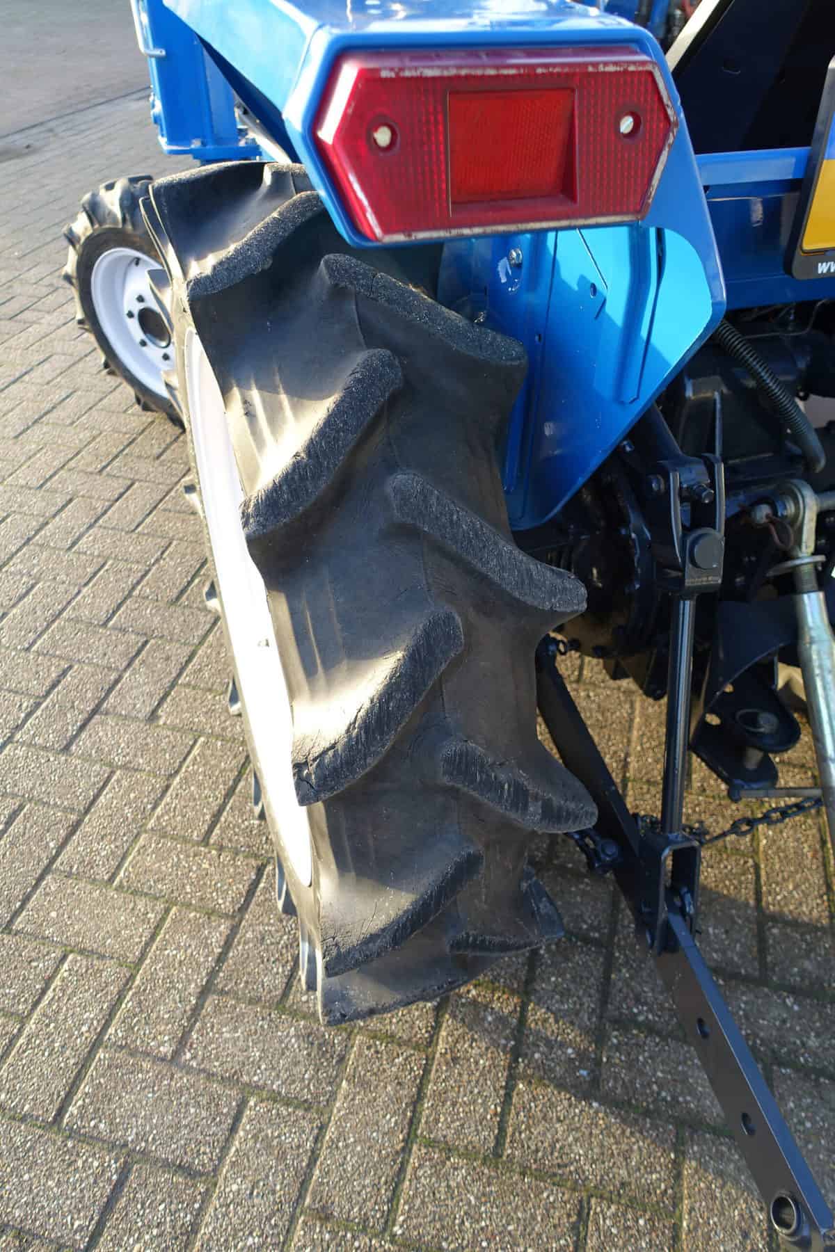 Iseki TL1900 4wd - Afbeelding 19