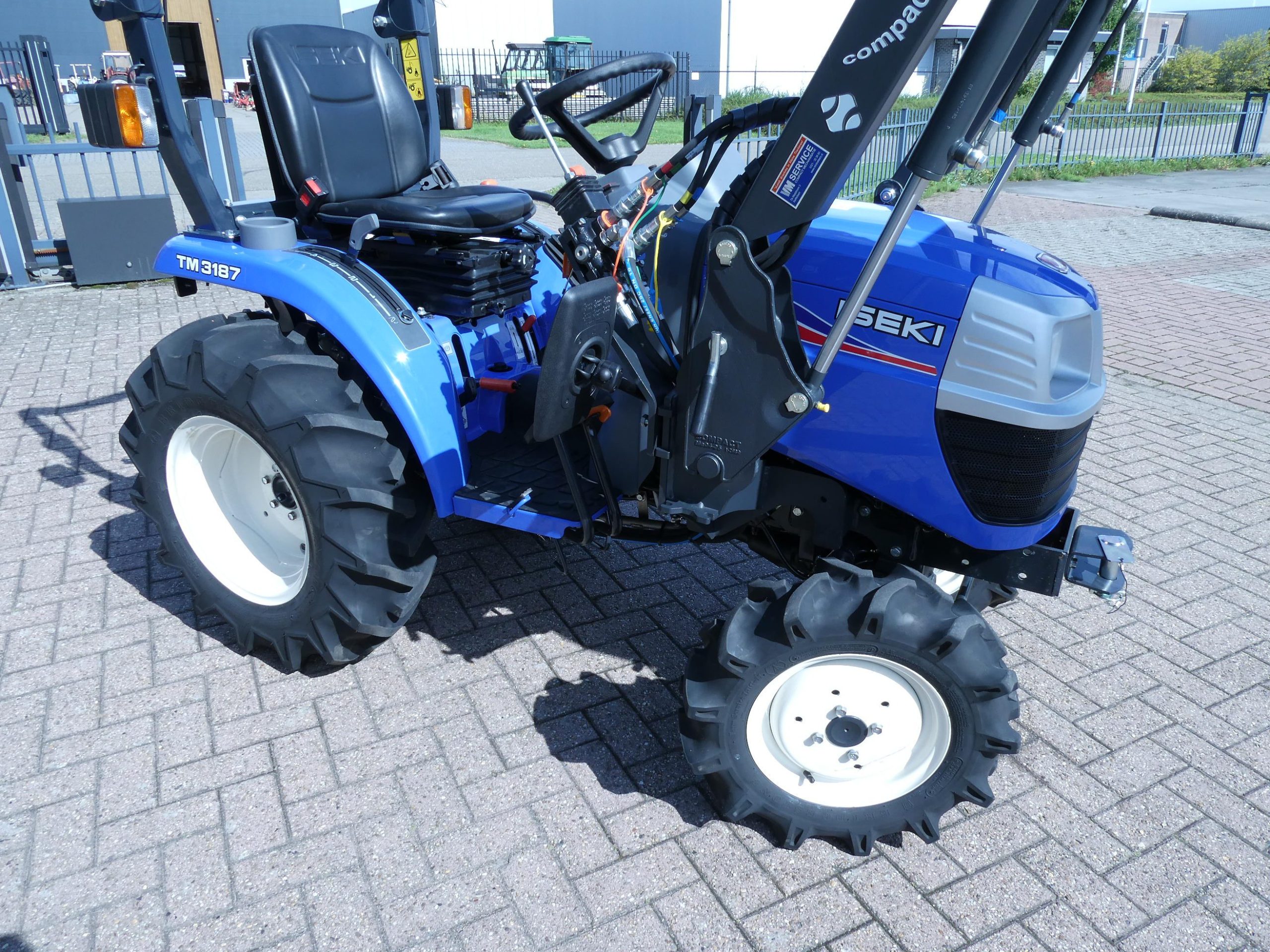 Iseki TM3187 4wd - Afbeelding 3