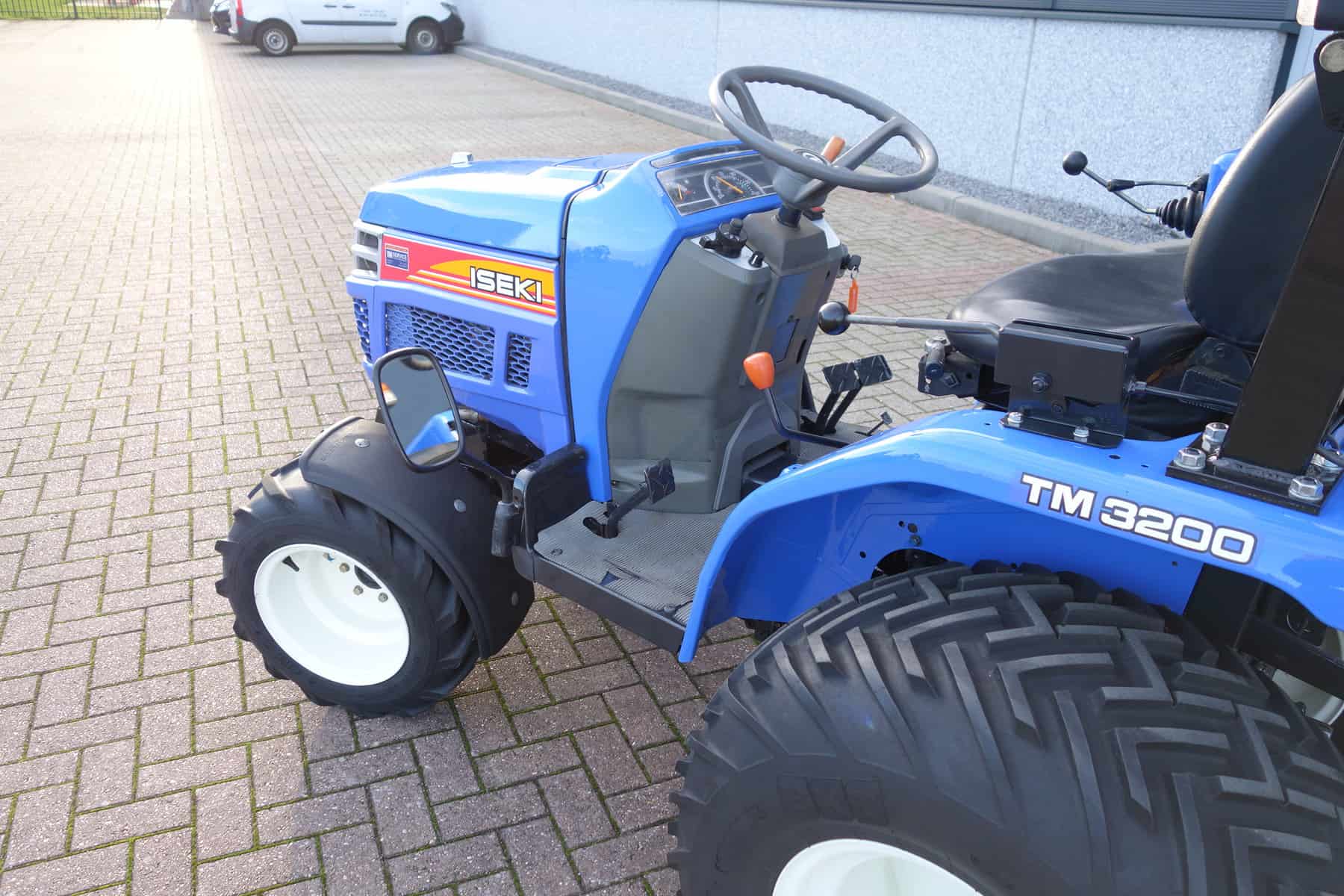 Iseki TM3200 4wd - Afbeelding 8