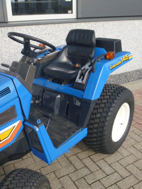 Iseki TU145 4wd - Afbeelding 8
