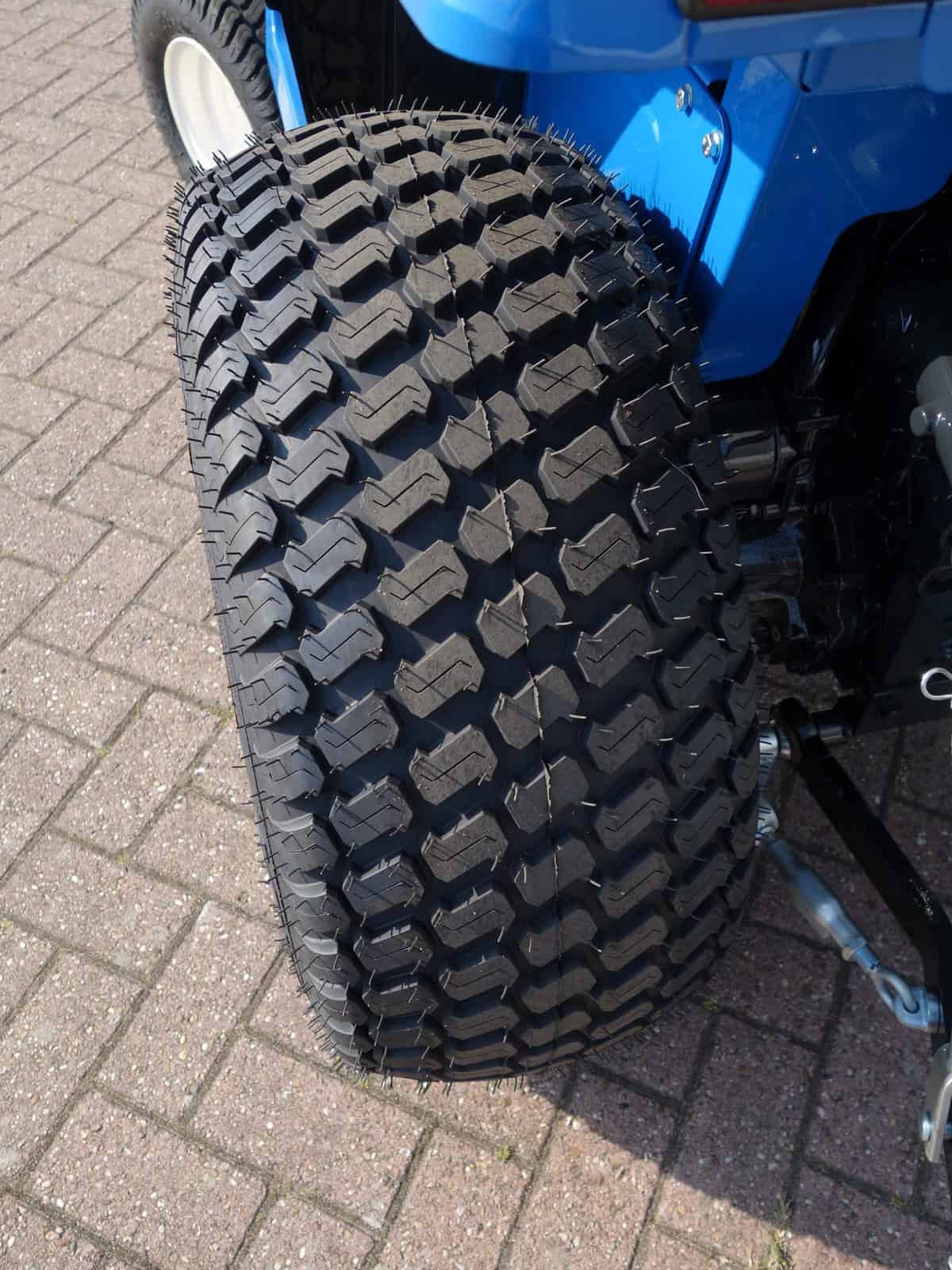 Iseki TU145 4wd - Afbeelding 16