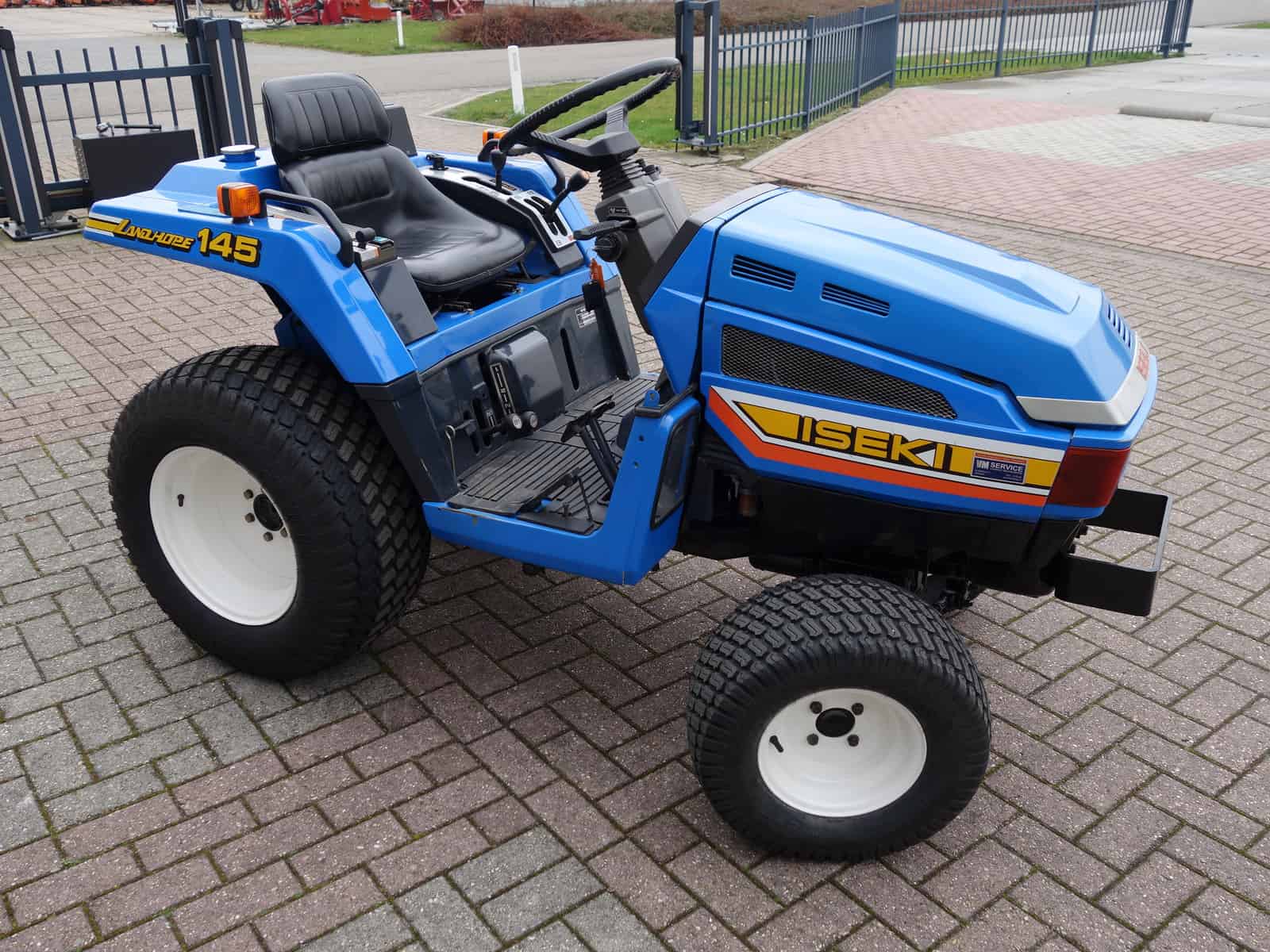 Iseki TU145 4wd - Afbeelding 2