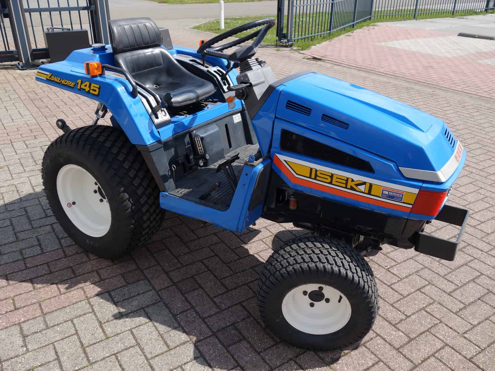 Iseki TU145 4wd - Afbeelding 2