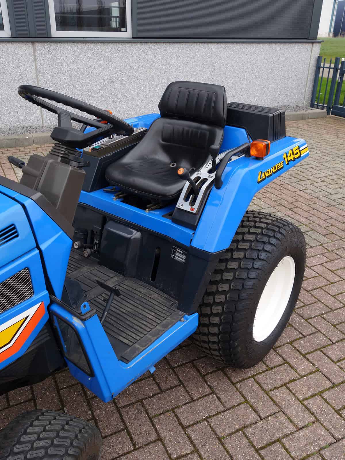 Iseki TU145 4wd - Afbeelding 7