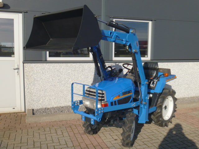 Iseki TU157 4wd - Afbeelding 3