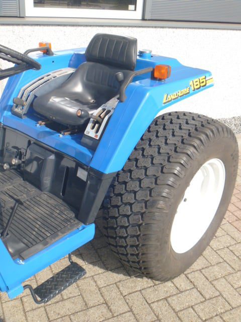 Iseki TU185 4wd - Afbeelding 7