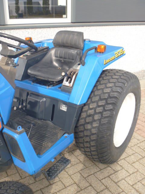 Iseki TU205 4wd - Afbeelding 7