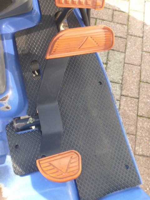 Iseki TXG23 4wd HST - Afbeelding 15