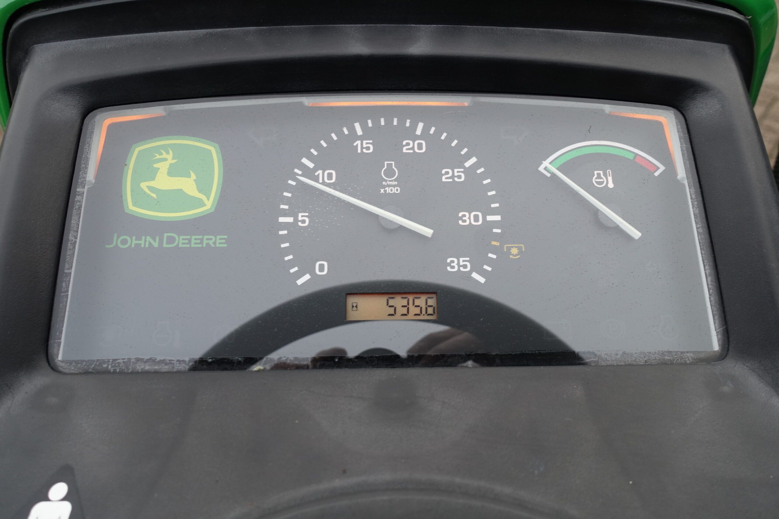 John Deere 1023E 4wd HST - Afbeelding 12