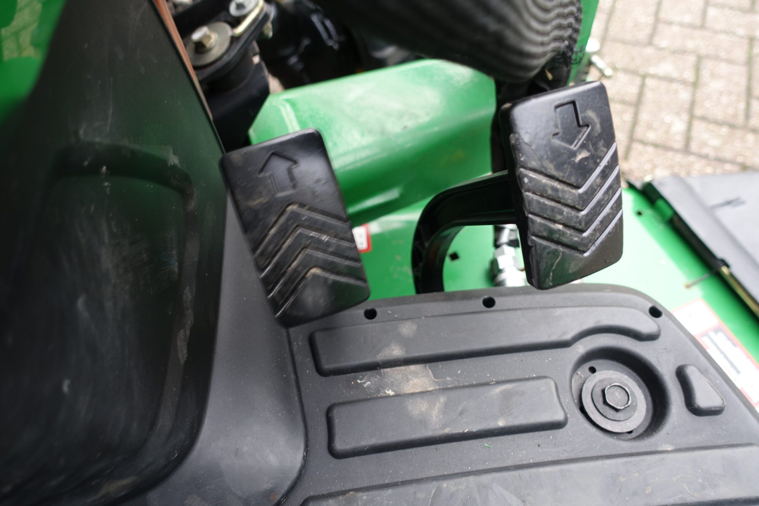 John Deere 1023E 4wd HST - Afbeelding 14