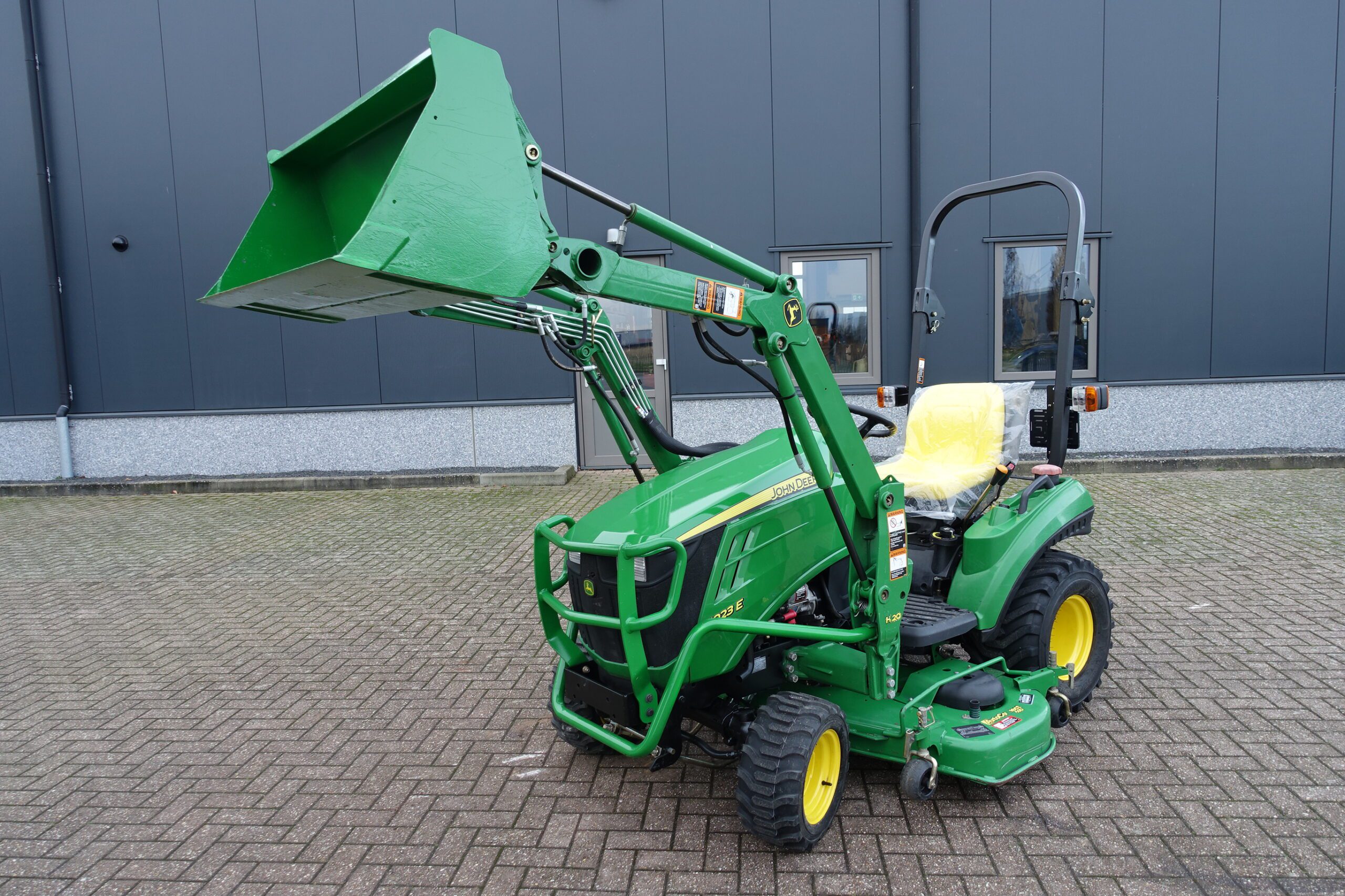 John Deere 1023E 4wd HST - Afbeelding 3