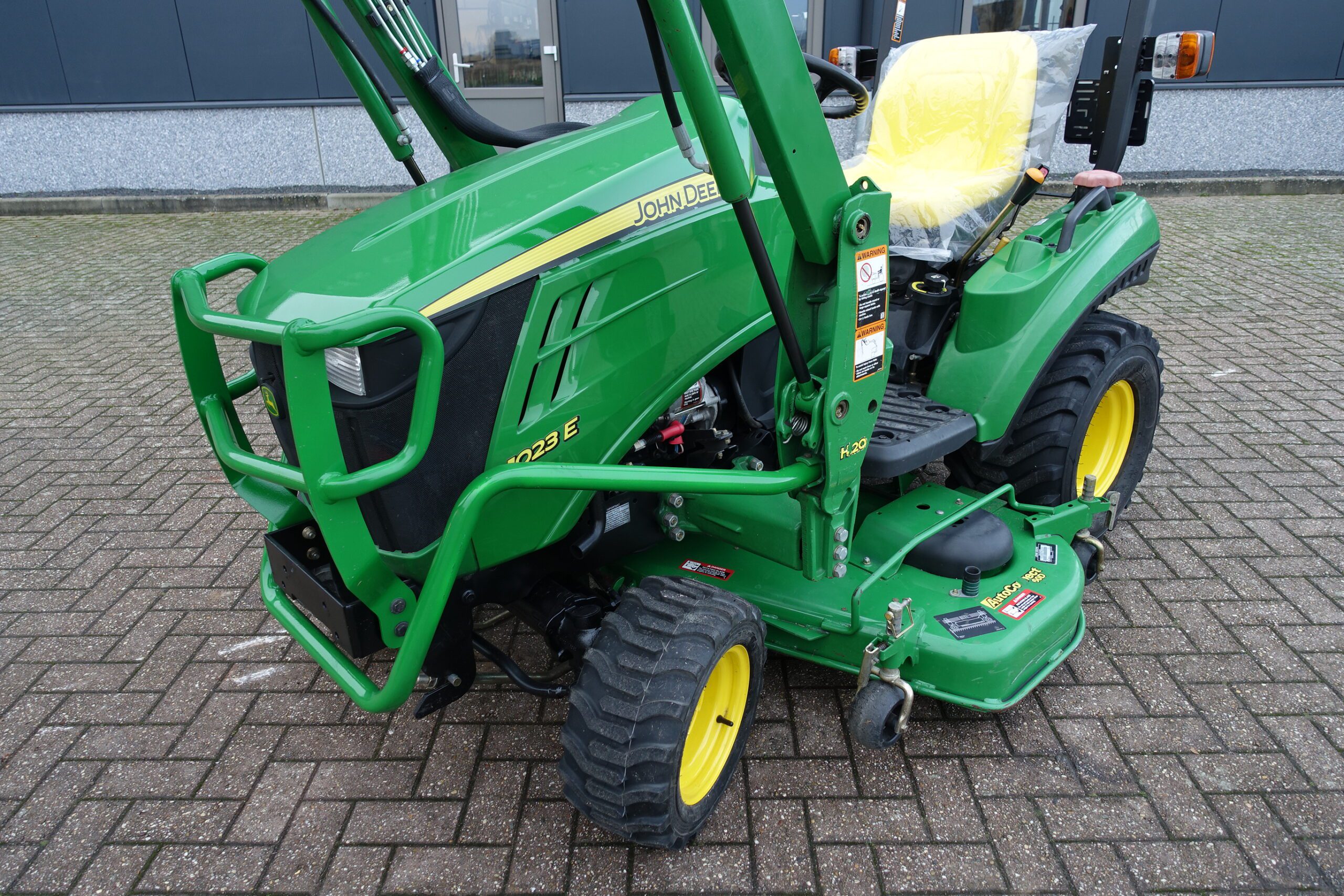 John Deere 1023E 4wd HST - Afbeelding 5