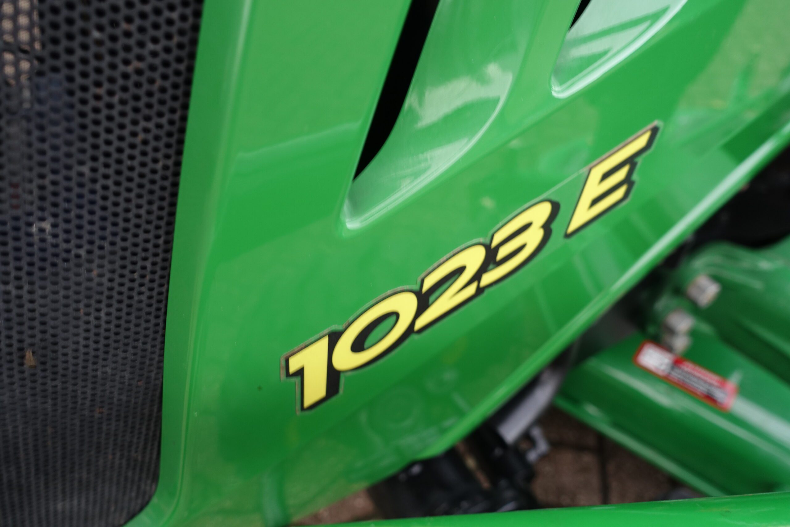 John Deere 1023E 4wd HST - Afbeelding 9