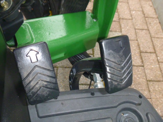 John Deere 1023E 4wd HST - Afbeelding 10