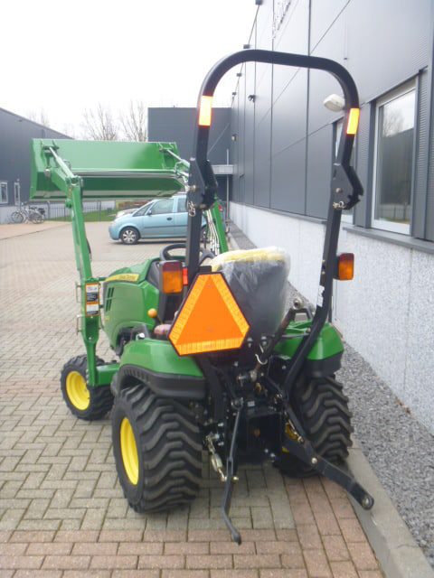 John Deere 1023E 4wd HST - Afbeelding 11