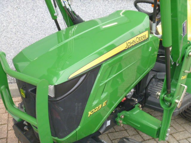 John Deere 1023E 4wd HST - Afbeelding 17