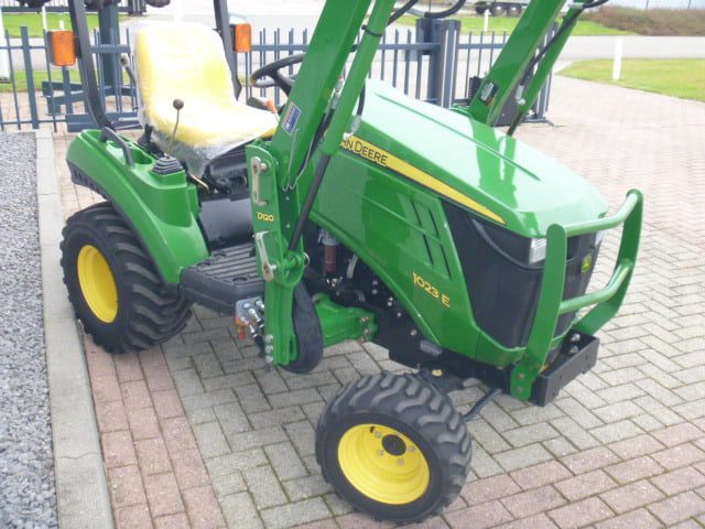 John Deere 1023E 4wd HST - Afbeelding 2