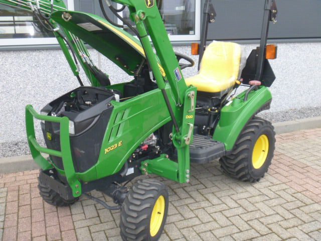 John Deere 1023E 4wd HST - Afbeelding 24