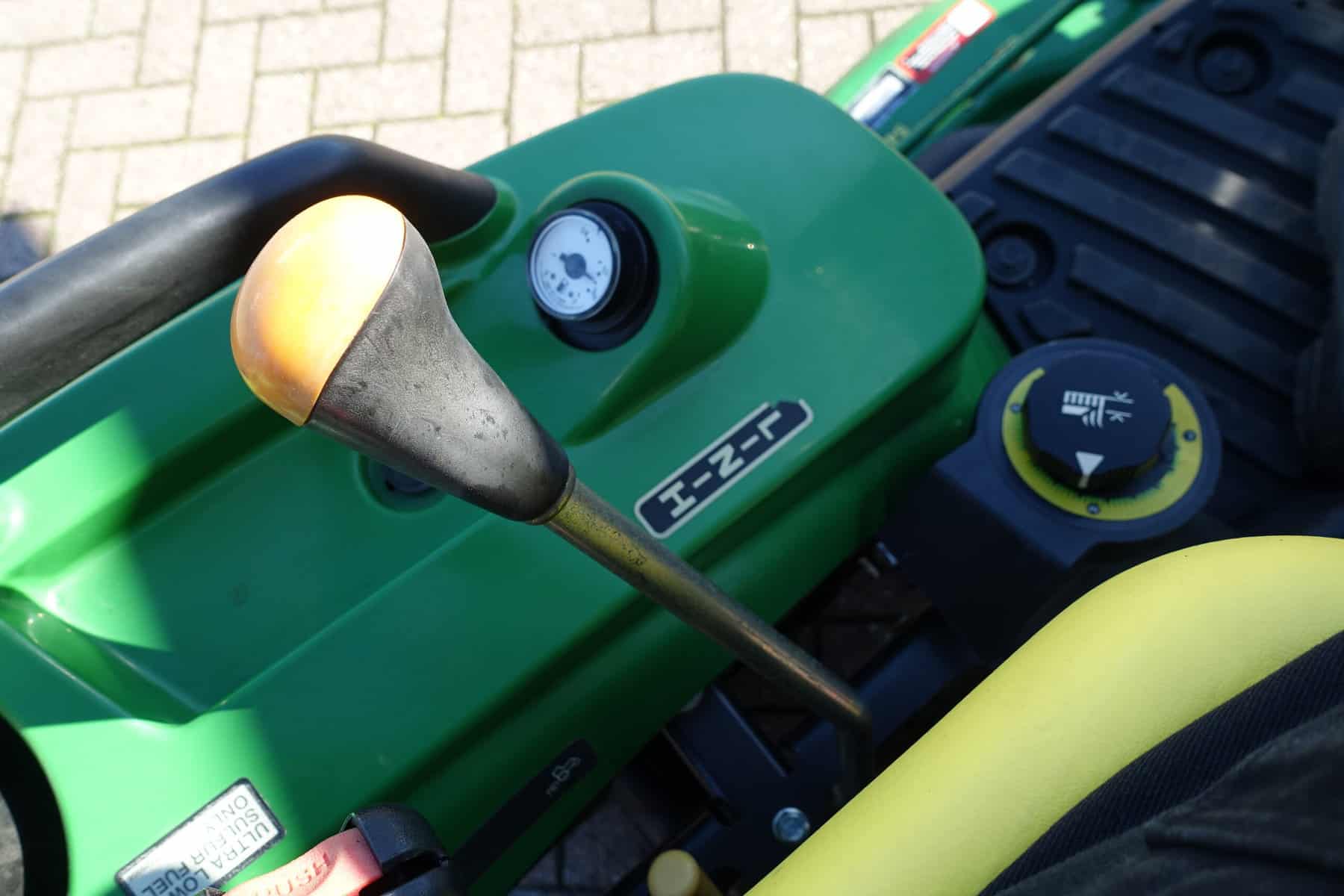 John Deere 1023E 4wd HST - Afbeelding 15