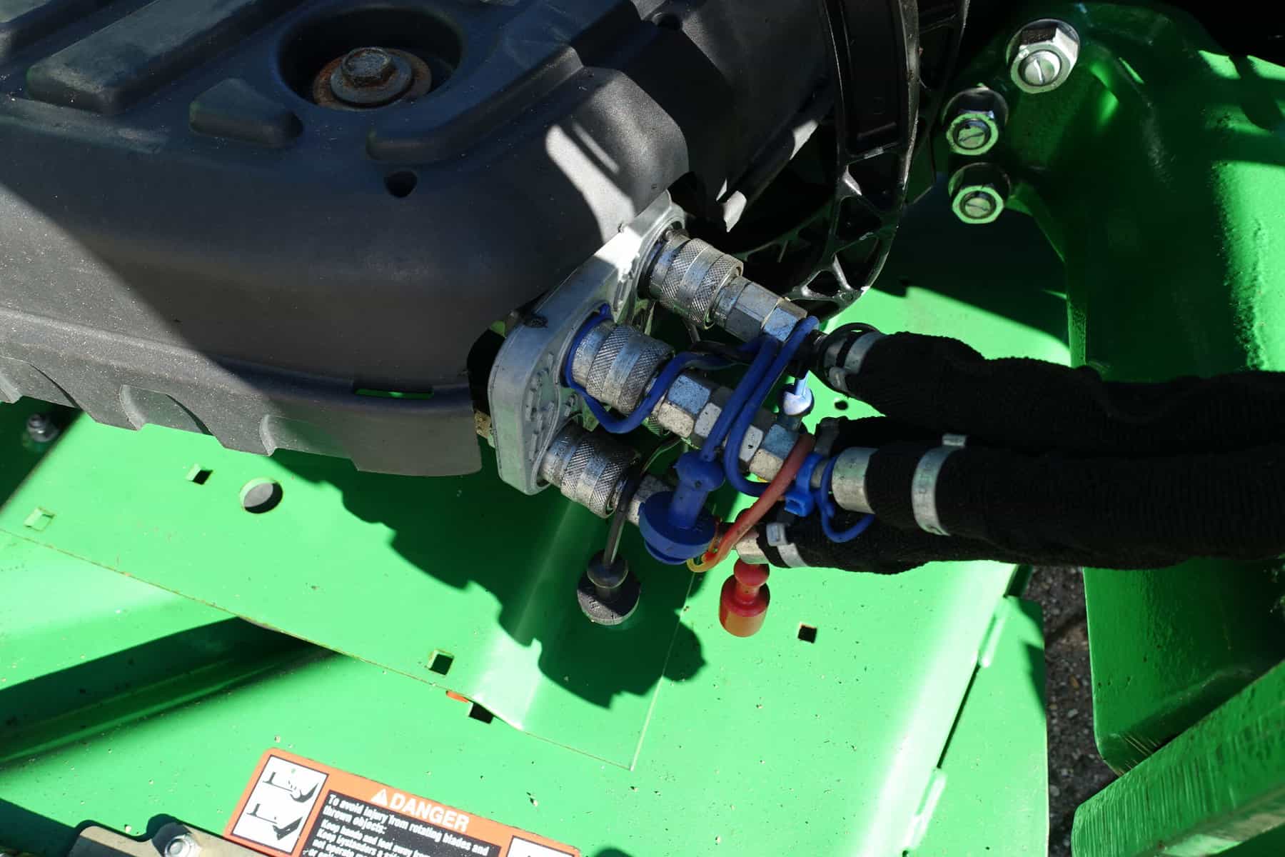 John Deere 1023E 4wd HST - Afbeelding 24