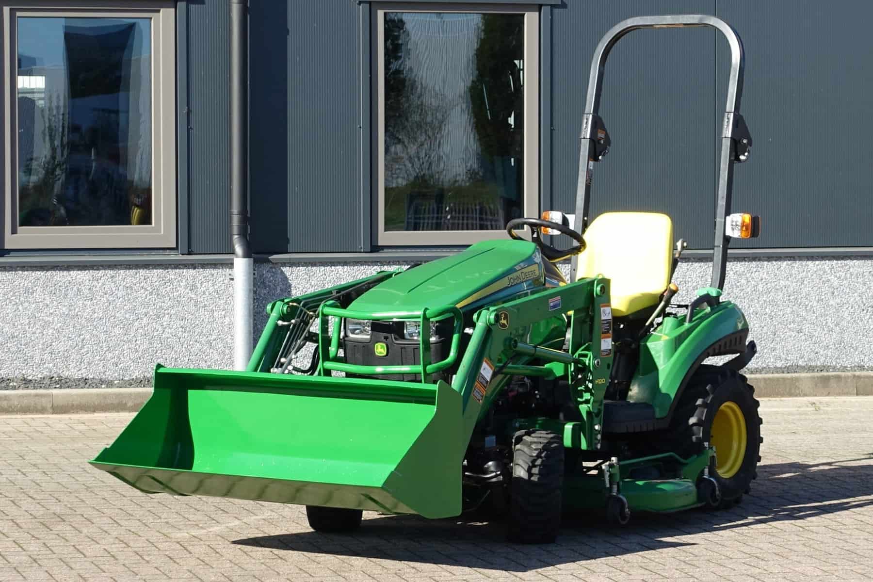 John Deere 1023E 4wd HST