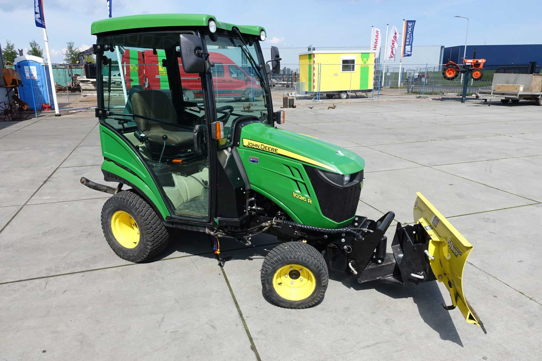 John Deere 1026R 4wd HST - Afbeelding 2