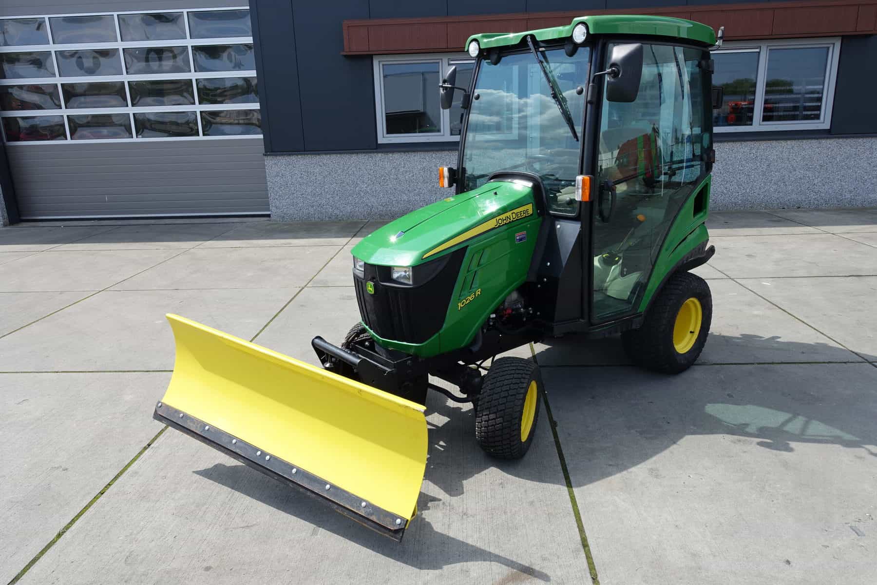 John Deere 1026R 4wd HST - Afbeelding 3