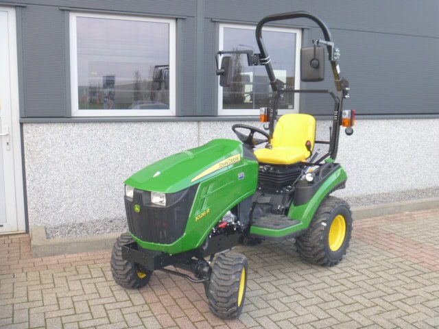 John Deere 1026 4wd HST