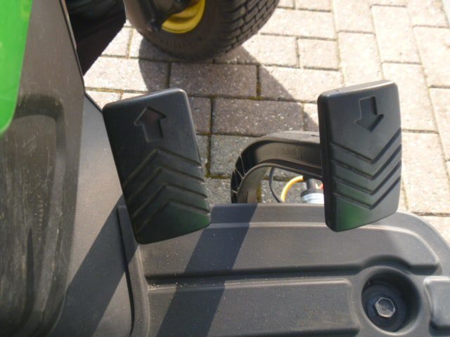 John Deere 1026R - Afbeelding 12