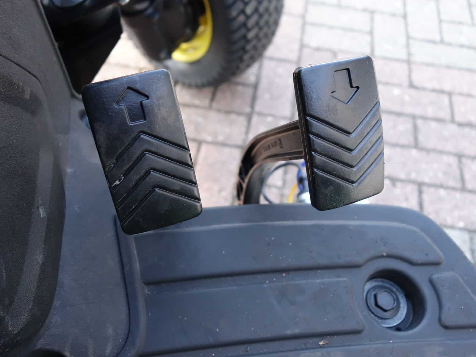 John Deere 1026R 4wd HST - Afbeelding 13