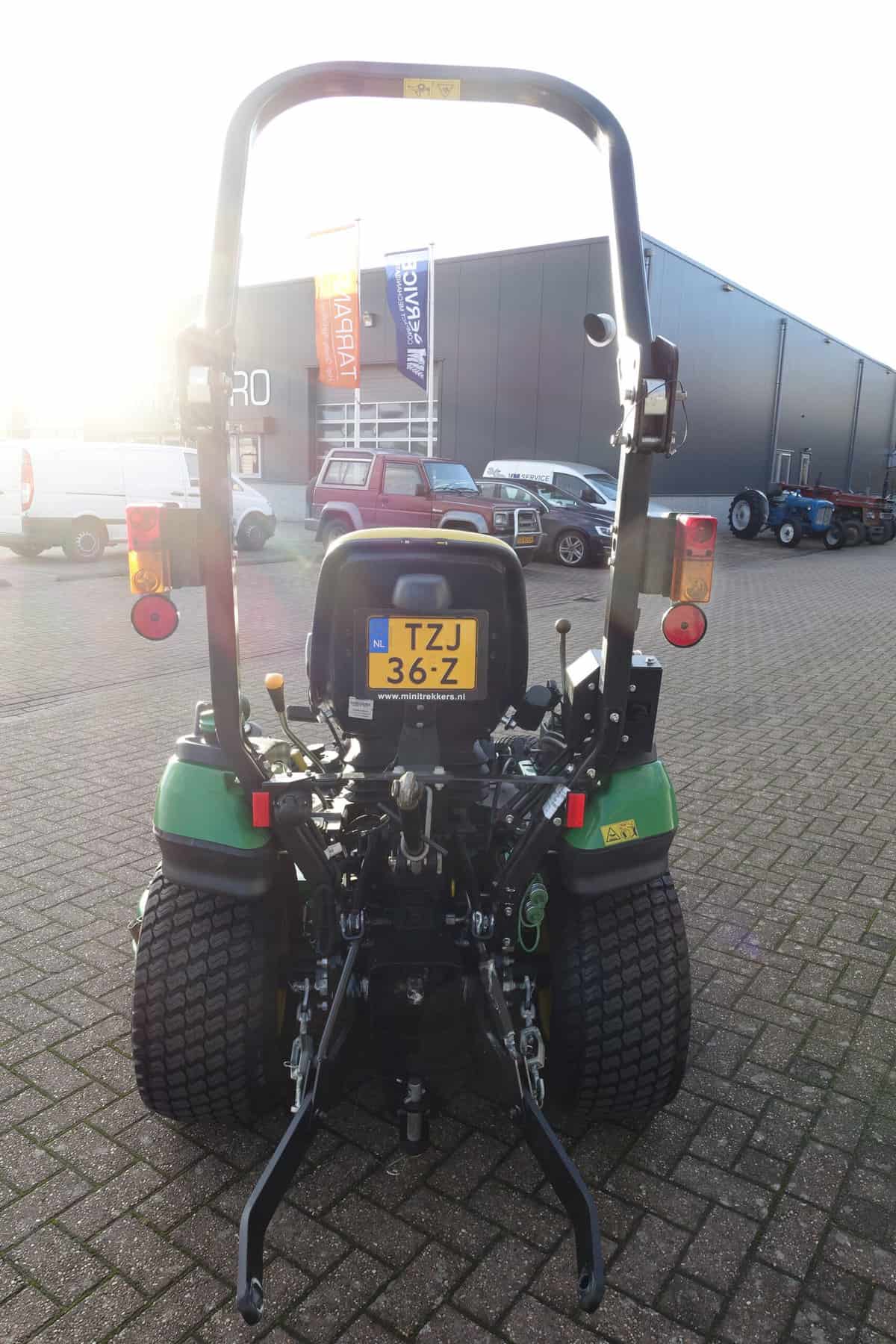 John Deere 1026R 4wd HST - Afbeelding 17