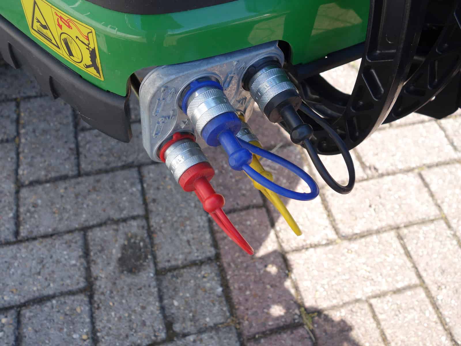 John Deere 1026R 4wd HST - Afbeelding 21