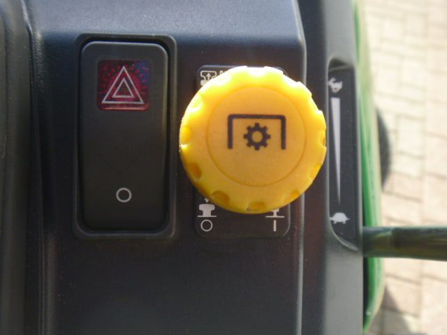 John Deere 1026R - Afbeelding 22