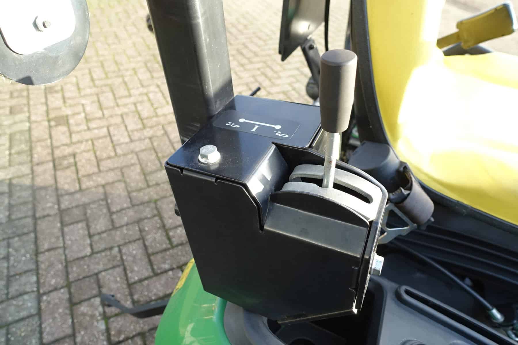 John Deere 1026R 4wd HST - Afbeelding 23