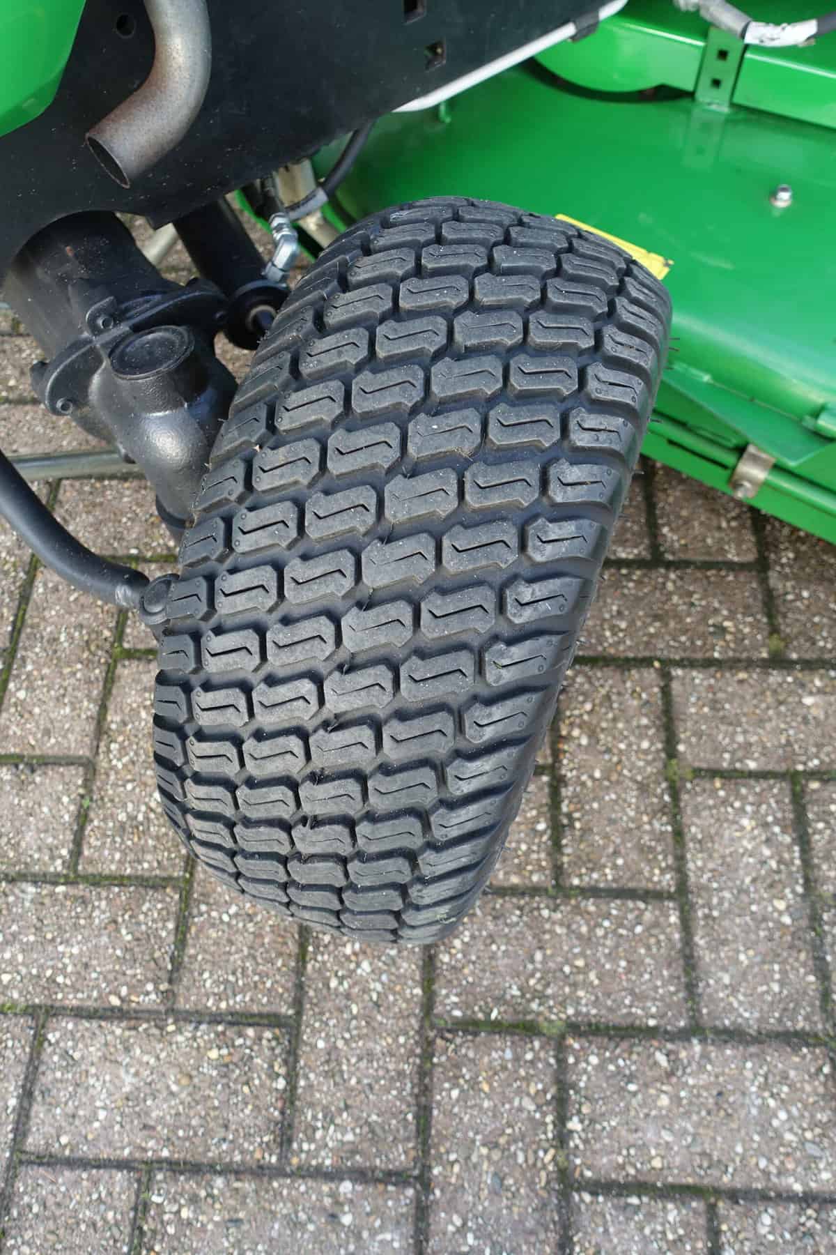 John Deere 1026R 4wd HST - Afbeelding 25