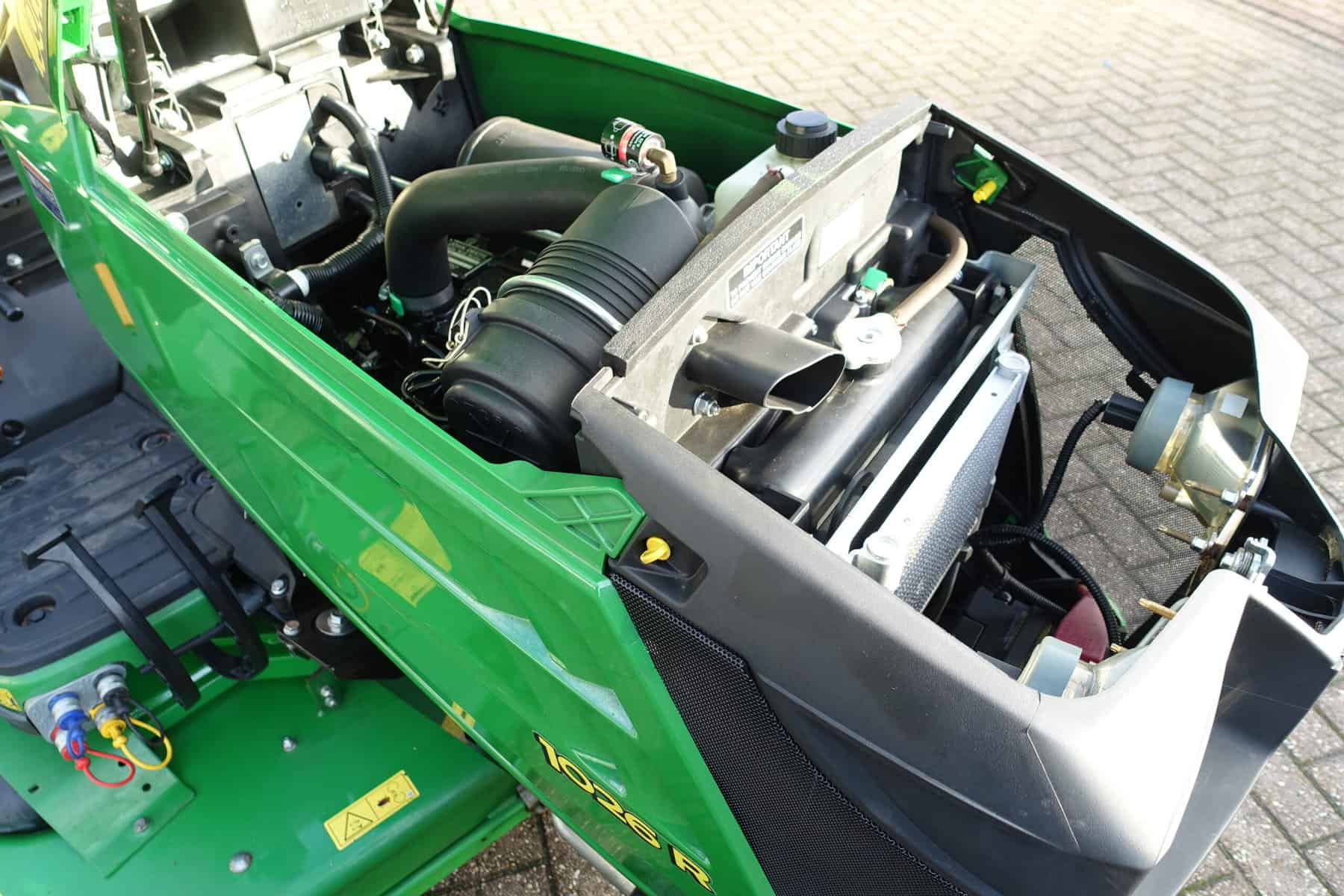 John Deere 1026R 4wd HST - Afbeelding 33