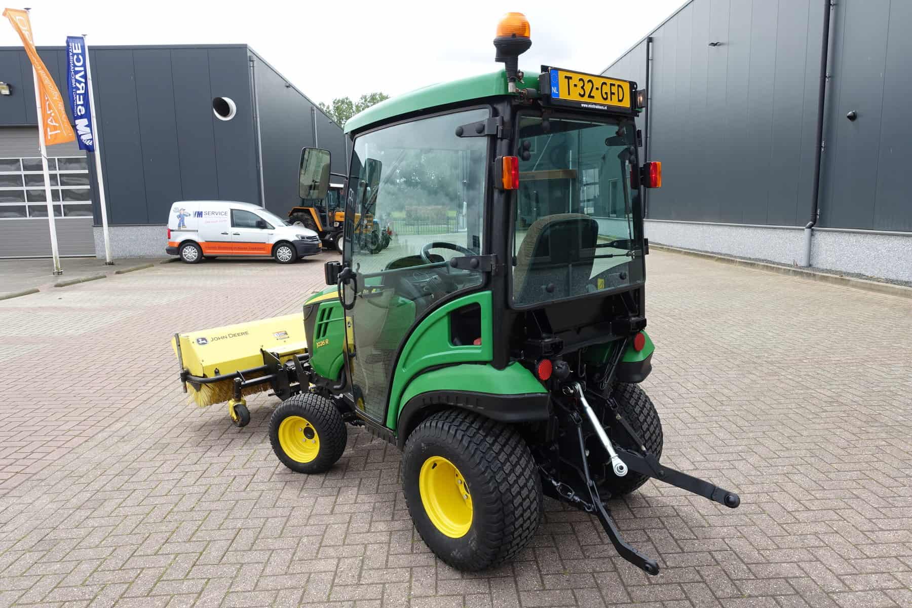 John Deere 1026R 4wd HST - Afbeelding 18