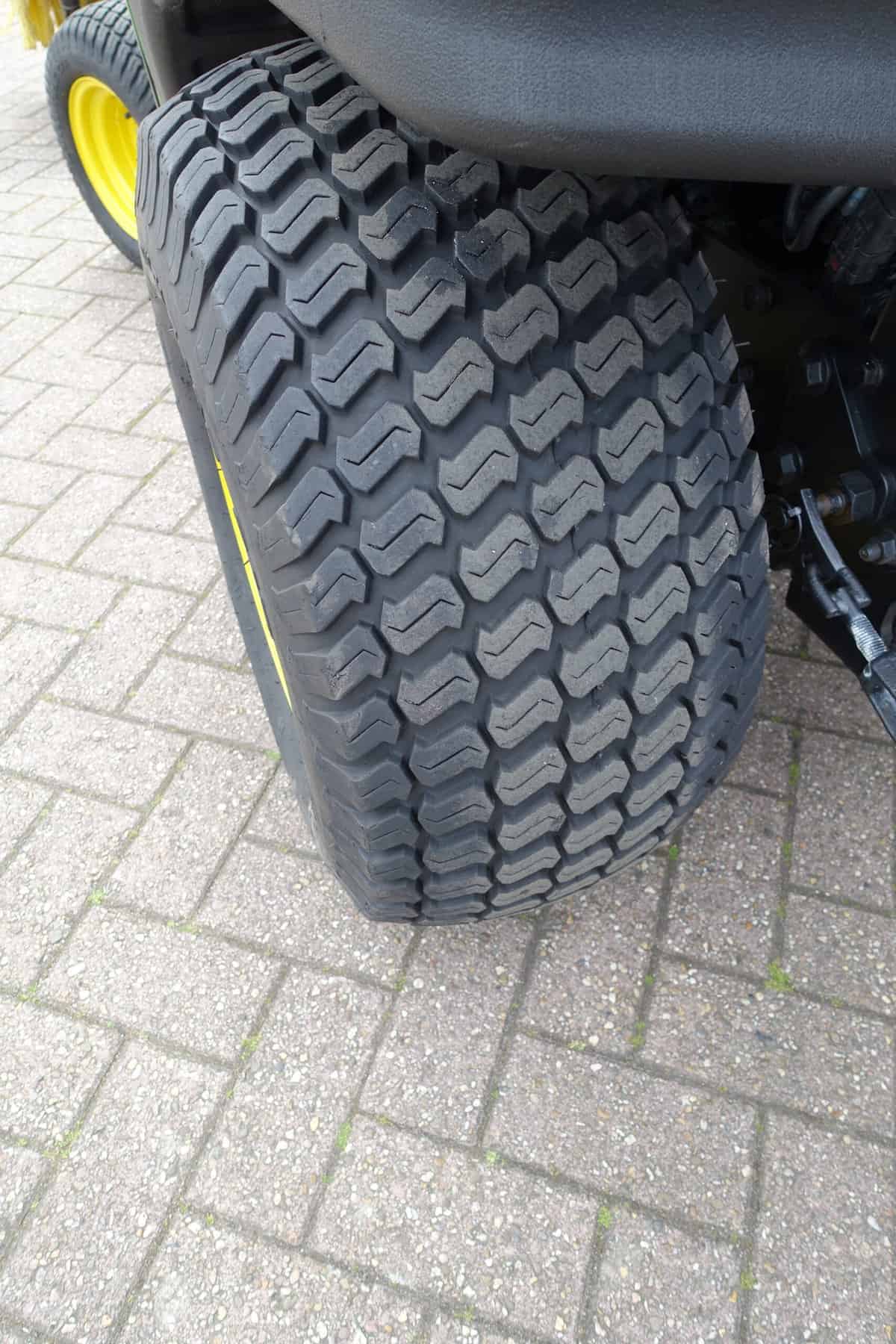 John Deere 1026R 4wd HST - Afbeelding 22