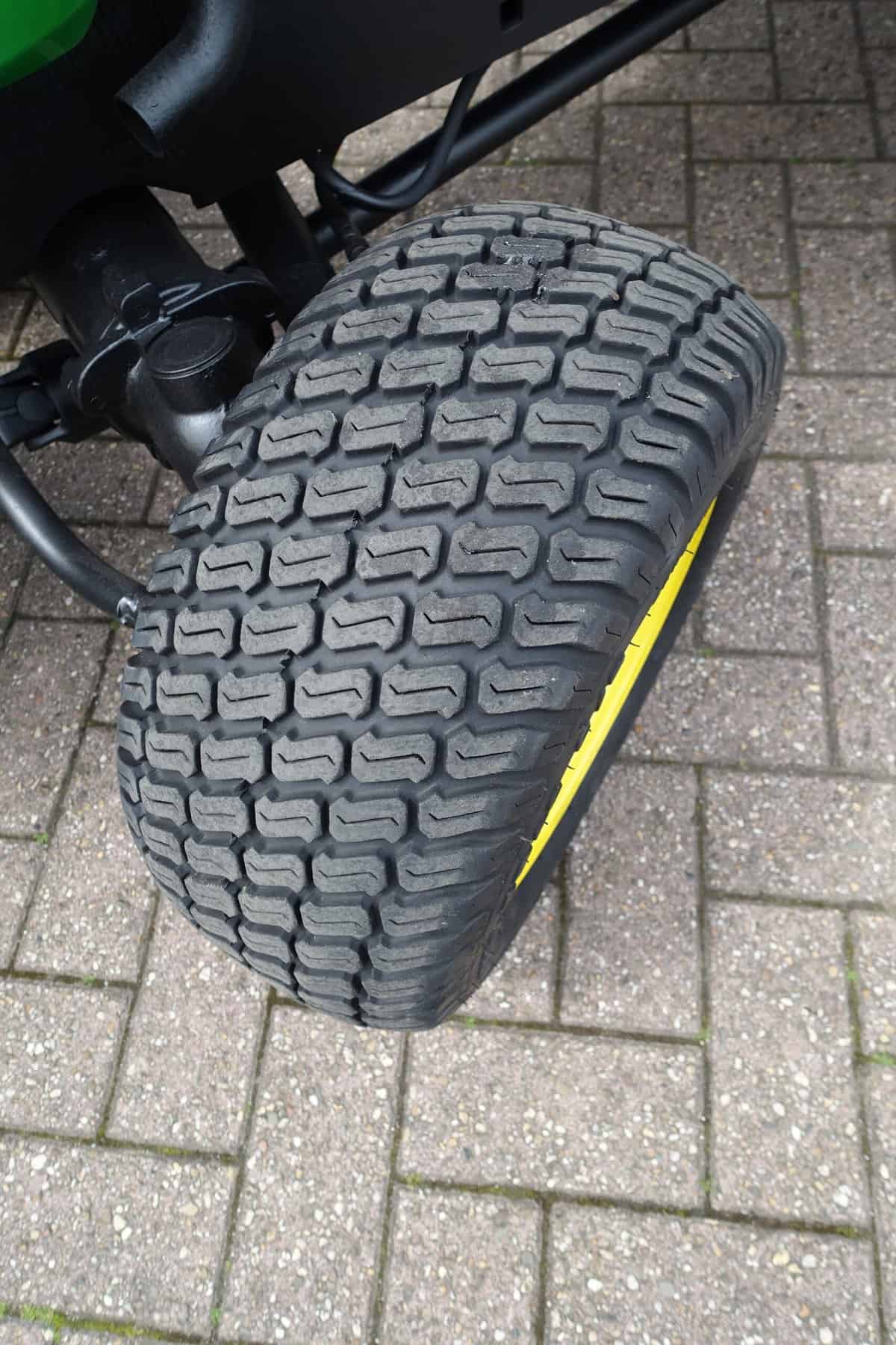 John Deere 1026R 4wd HST - Afbeelding 23