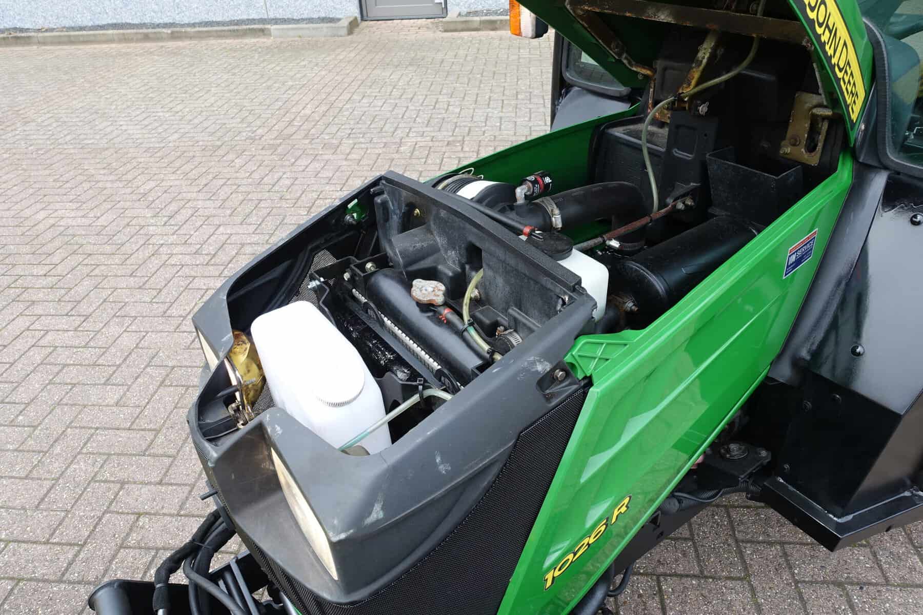John Deere 1026R 4wd HST - Afbeelding 31