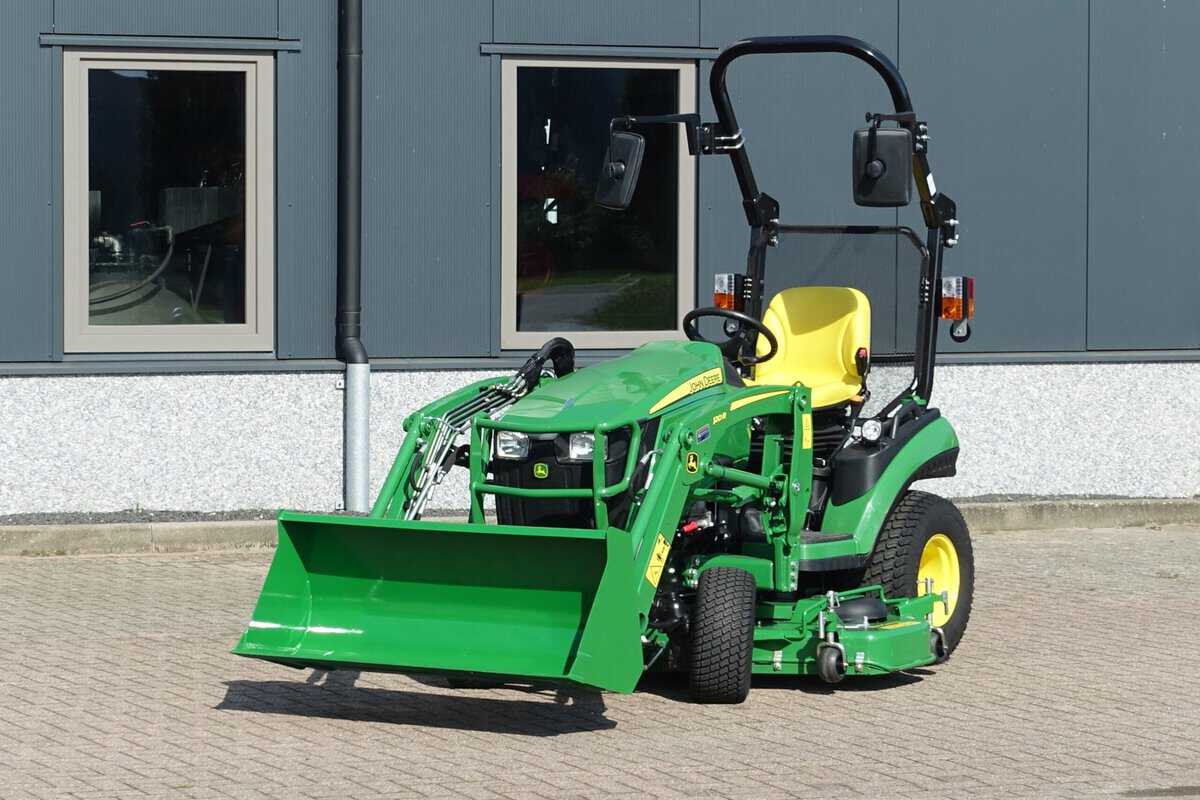 John Deere 1026R 4wd HST