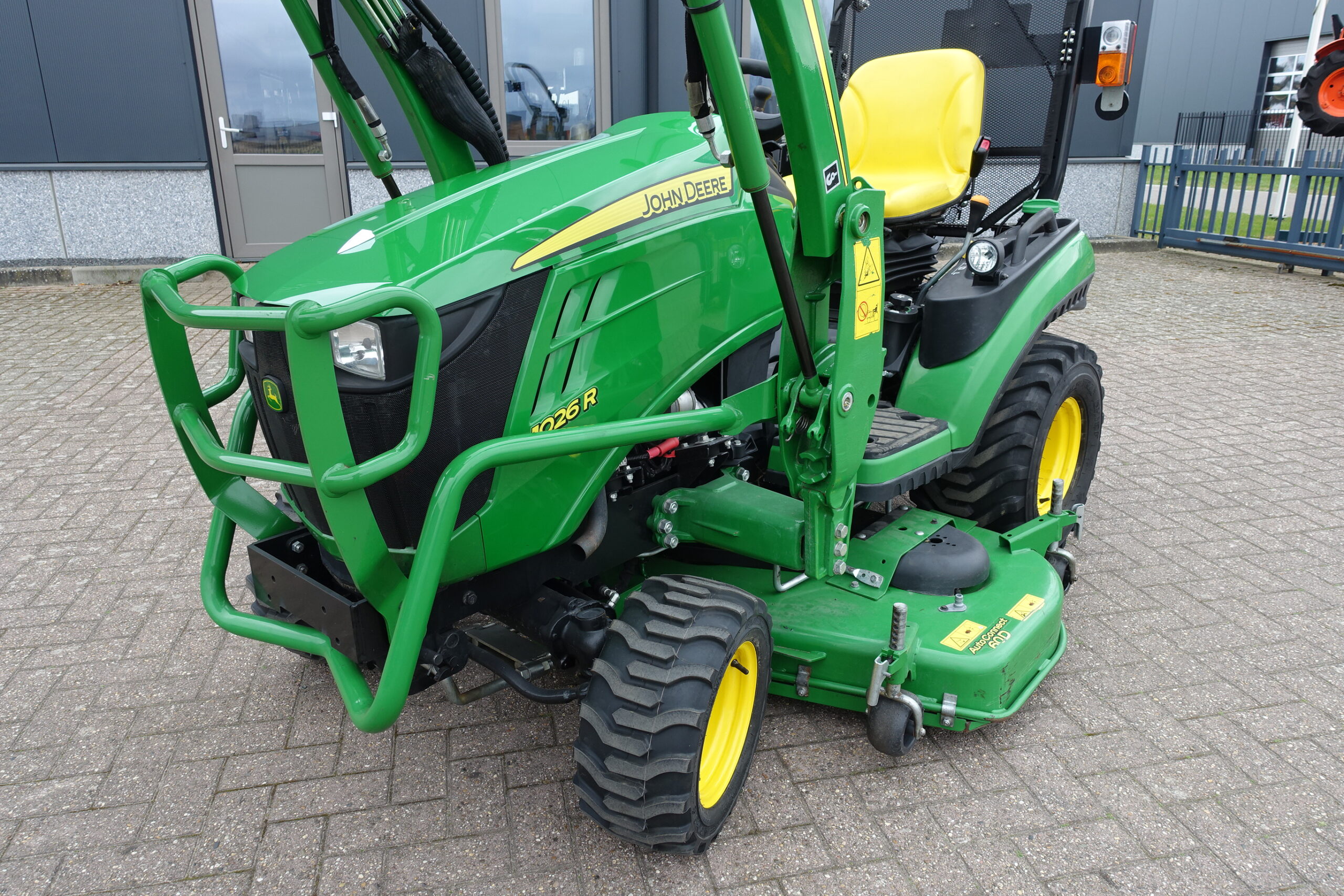 John Deere 1026R 4wd HST - Afbeelding 10