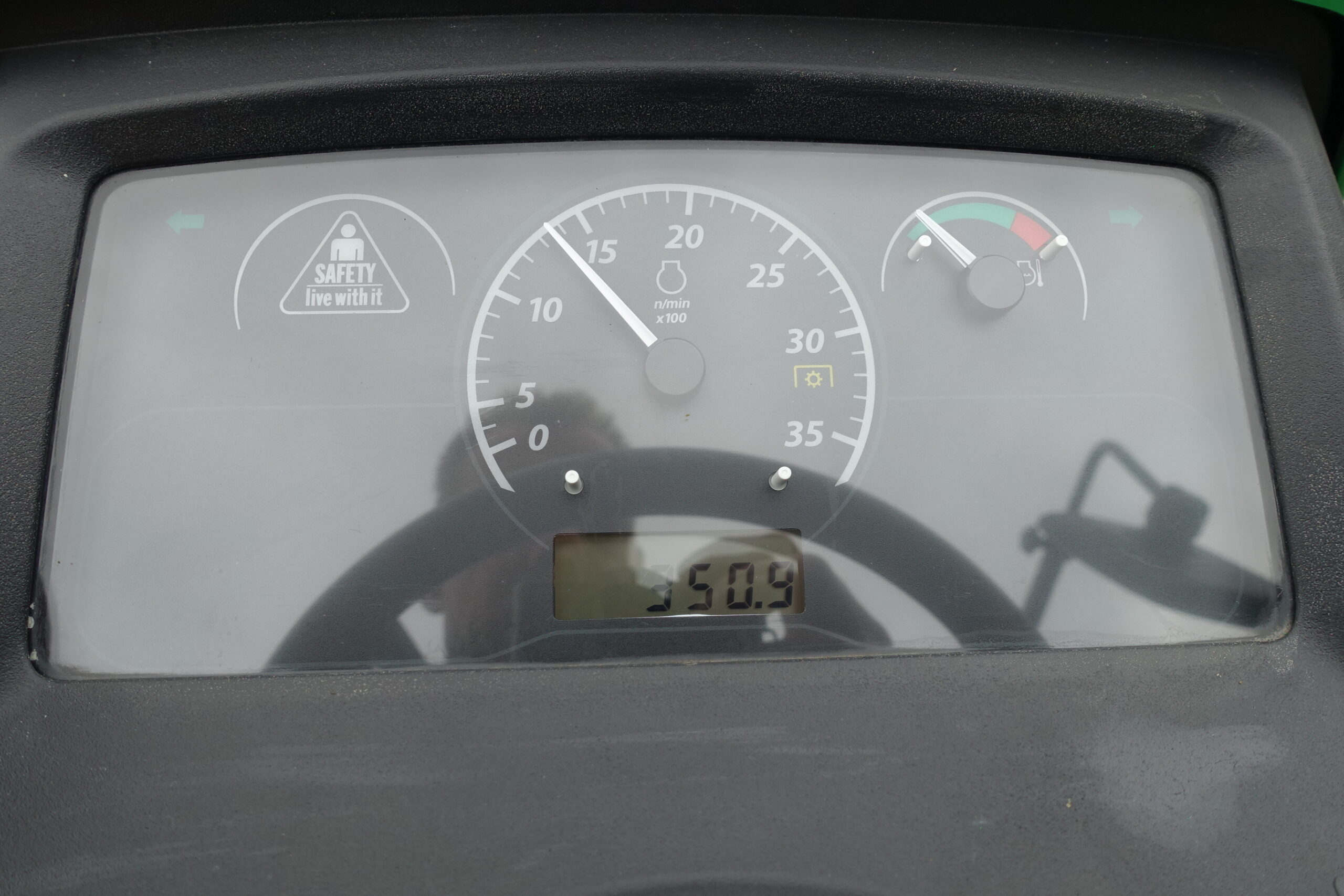 John Deere 1026R 4wd HST - Afbeelding 19